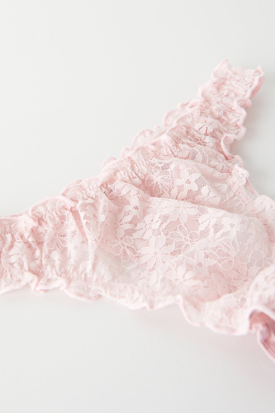 Eva lace string