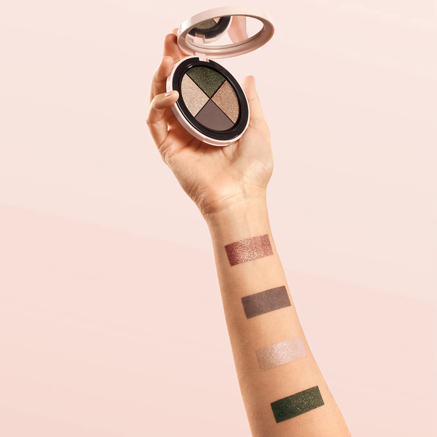 Flawless Eyes Palette 4 luomiväriä - Luomiväripaletti, Kompakti luomiväri