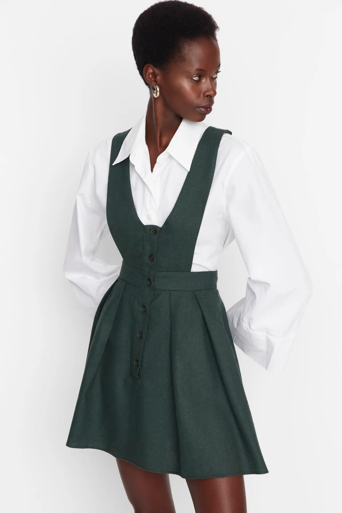 Trendyol Collection  Khakifarbenes Mini-Gilet-Webkleid mit Knöpfen TWOAW21EL1163