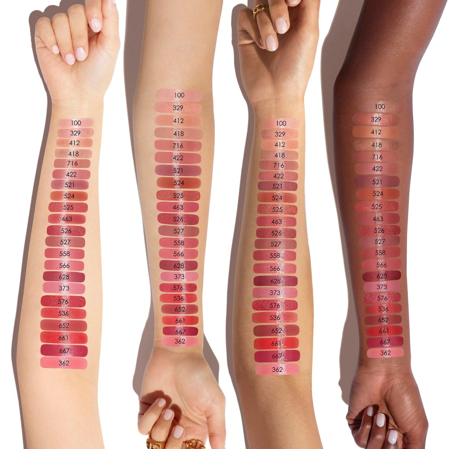 Pomadka DIOR Glossy Lipstick – Intensywny kolor – 90% składników pochodzenia naturalnego