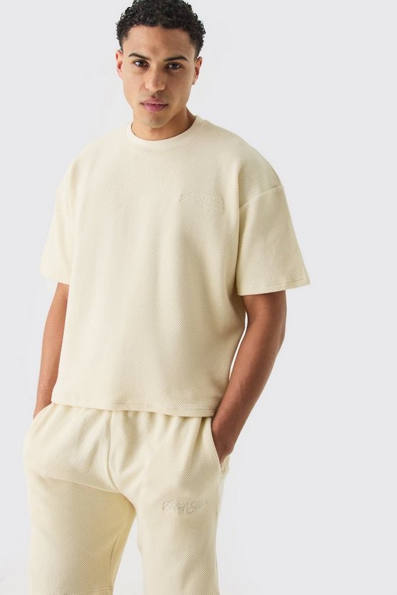 Kastiges Oversize T-Shirt und Shorts