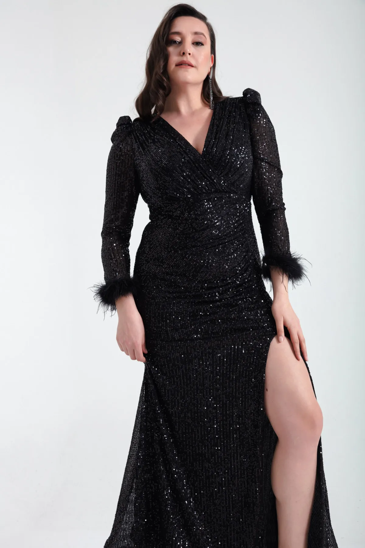 Lafaba  Schwarzes, zweireihiges, mit Pailletten besetztes Abendkleid in Übergröße für Damen