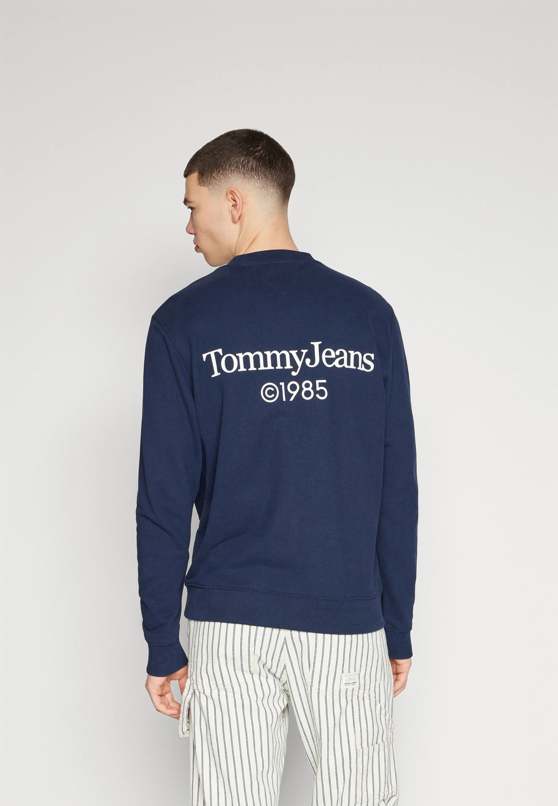 Sudadera Tommy Jeans ENTRY GRAPHIC CREW