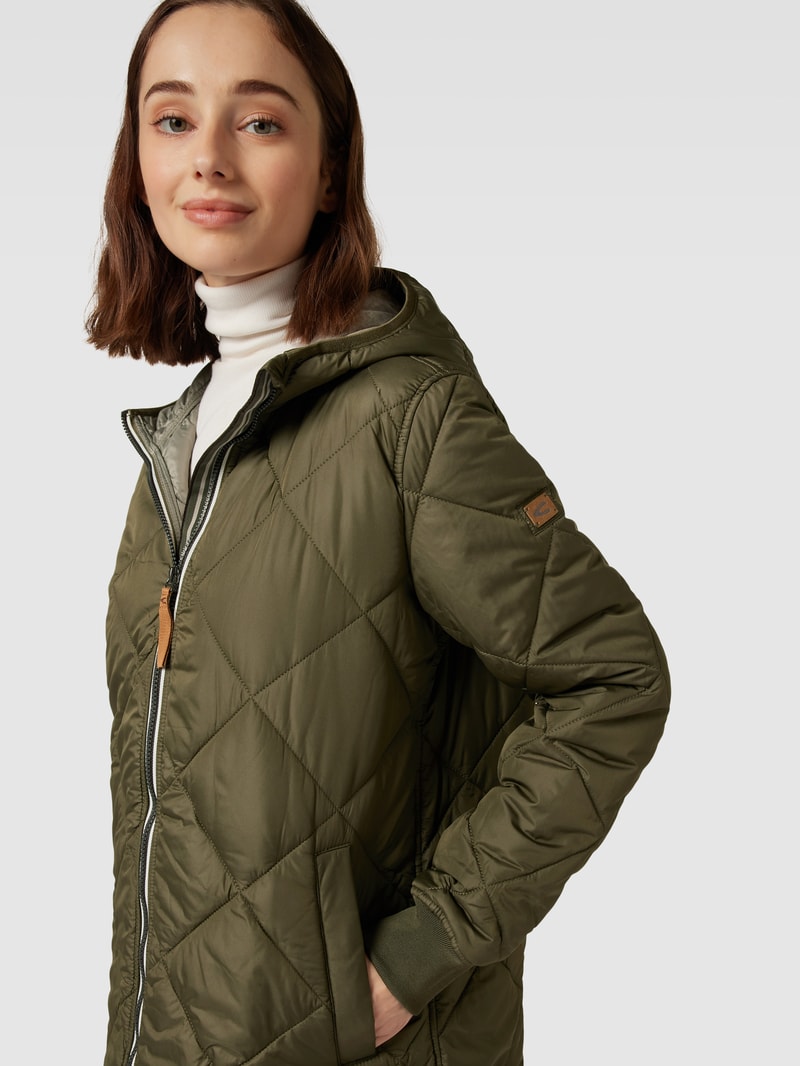 Steppjacke mit Kapuze Modell 'Quilted' in olivgrün