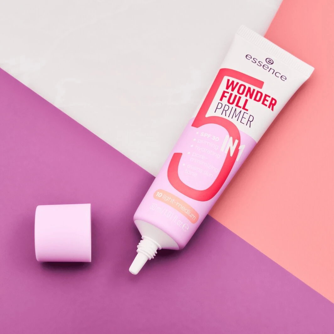 Essence Wonder full primer 5 in 1