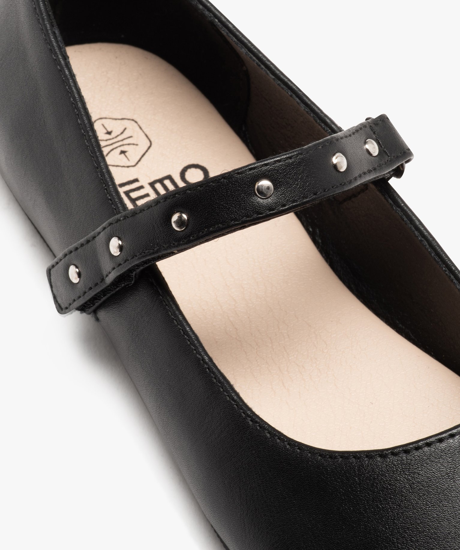 Ballerines fille unies à bride scratch cloutée noir | GEMO
