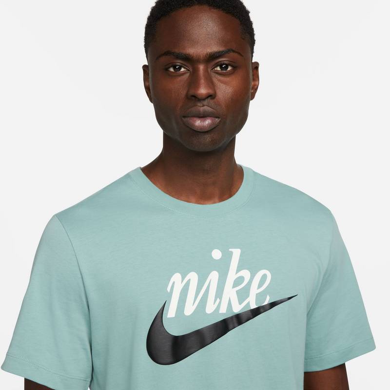 Nike NSW FUTURA T-Shirt Herren