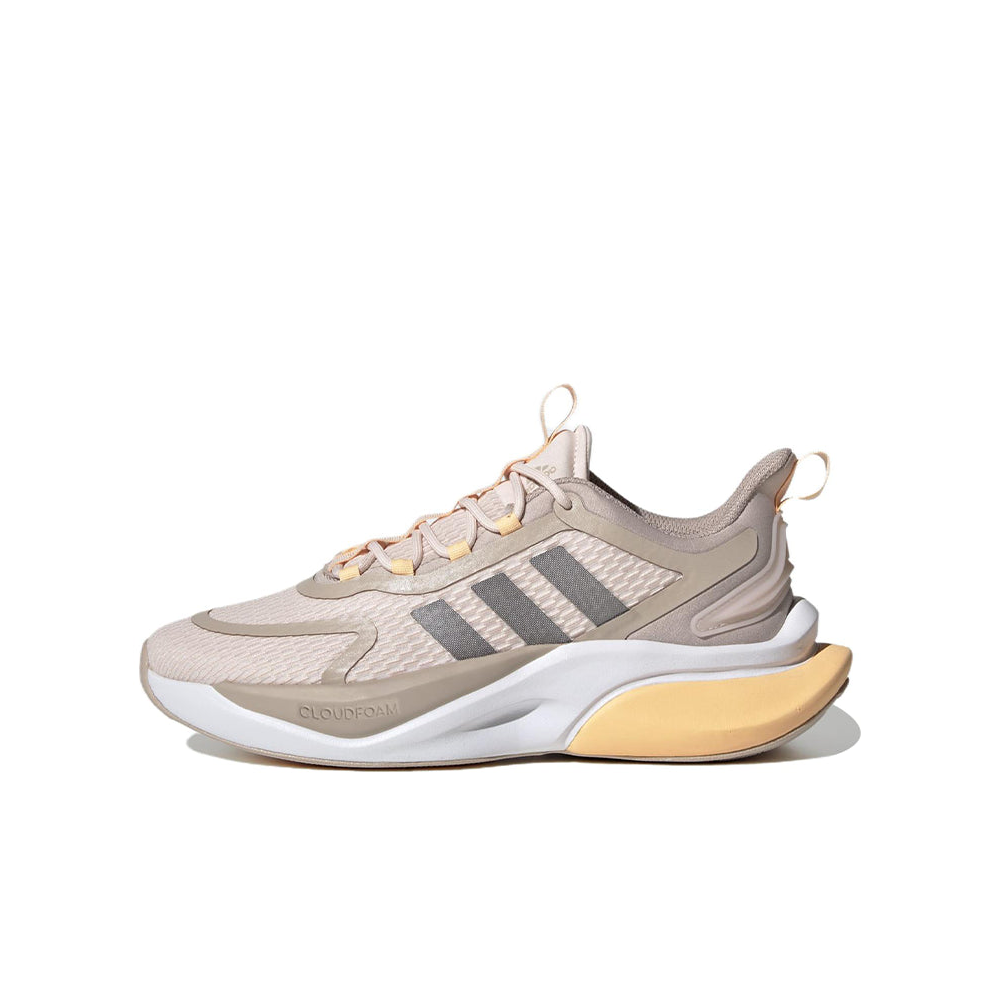 adidas Alphabounce HP6637 / braun