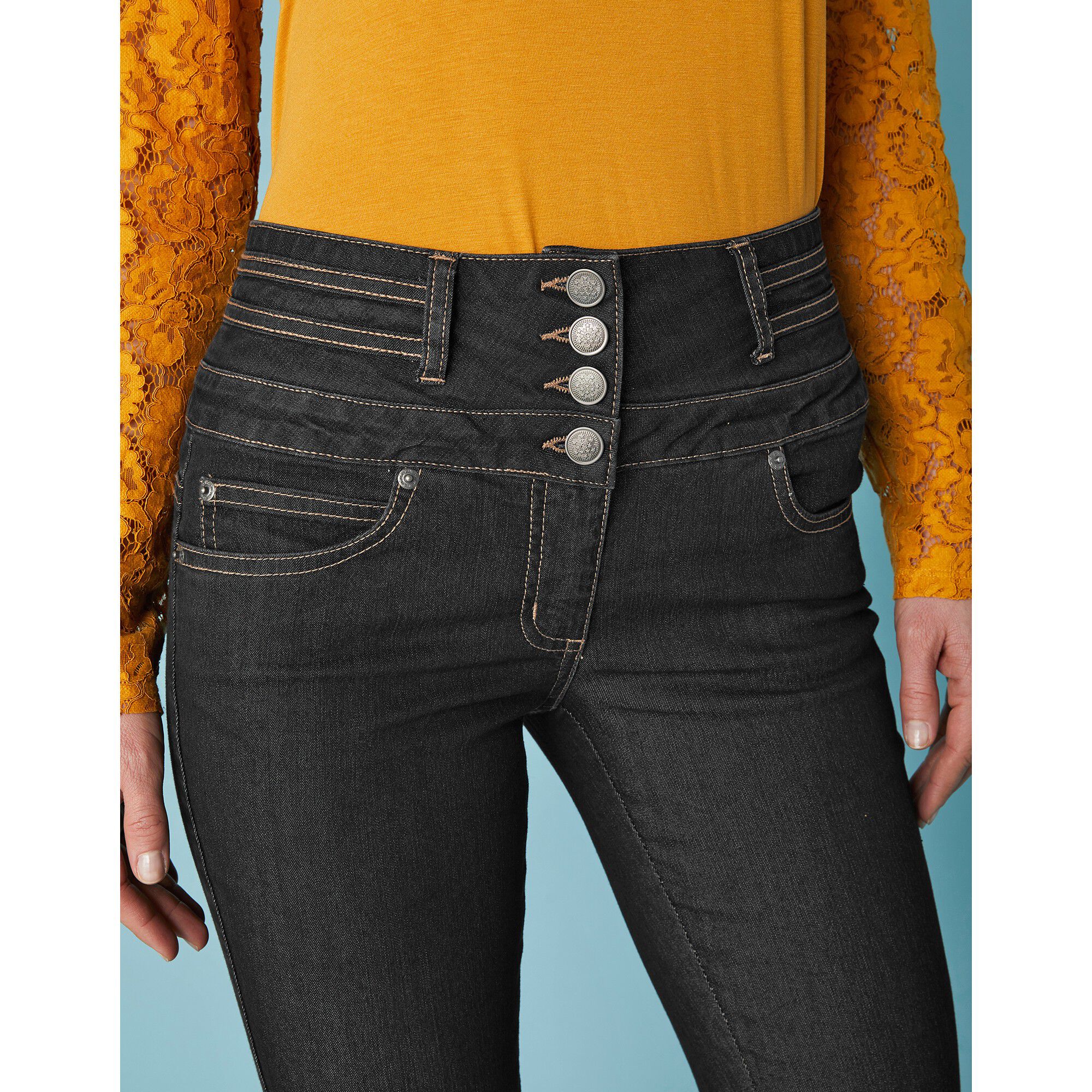 Jean coupe boocut taille haute
