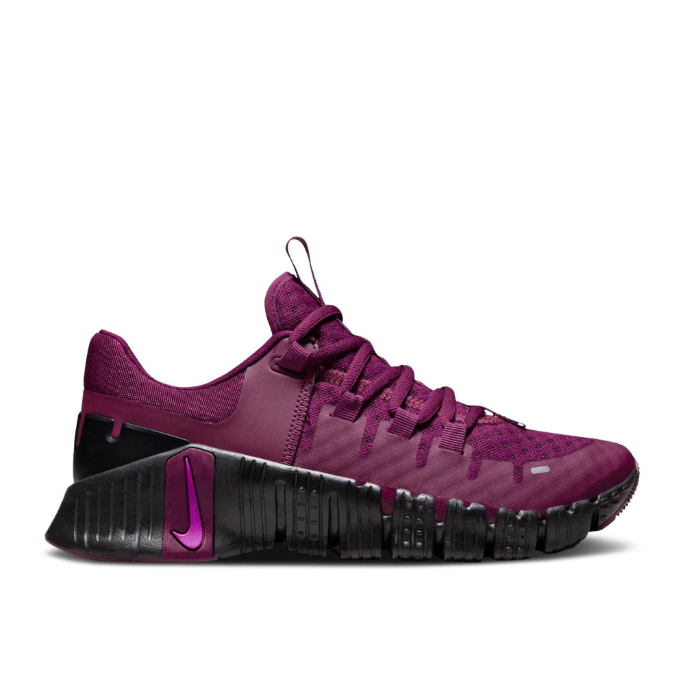 Nike Free Metcon 5 DV3950-601 / rot