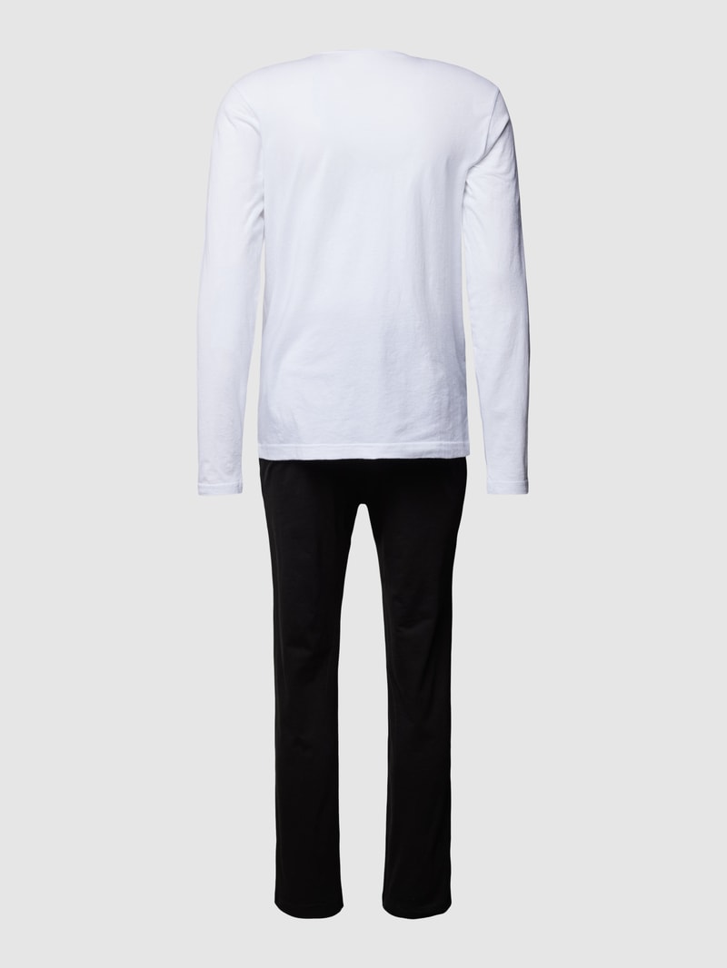 Pyjama mit Label-Print Modell 'BASIC' in weiß
