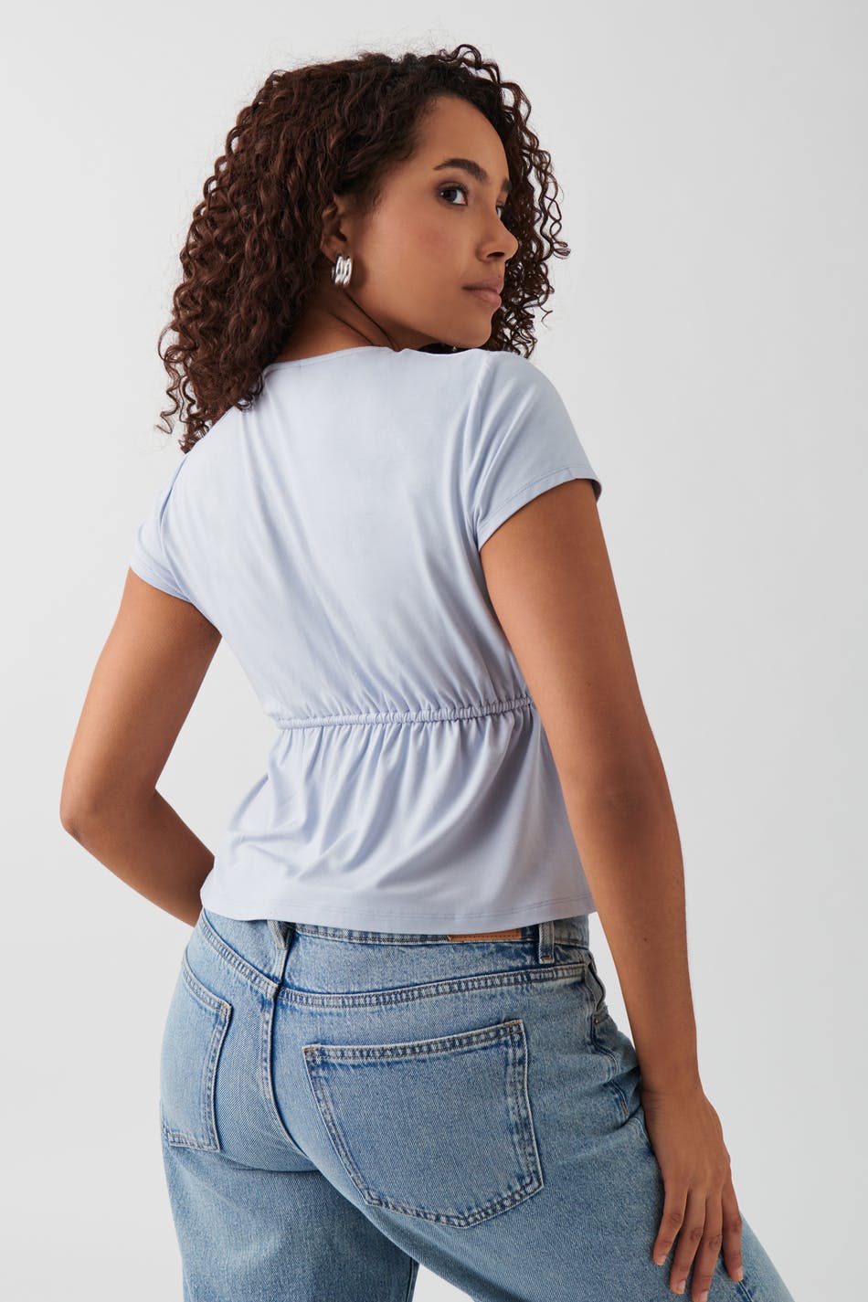 Tie top