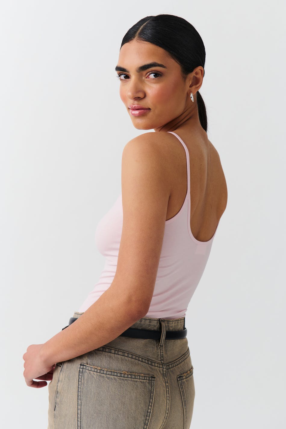 Basic strap singlet