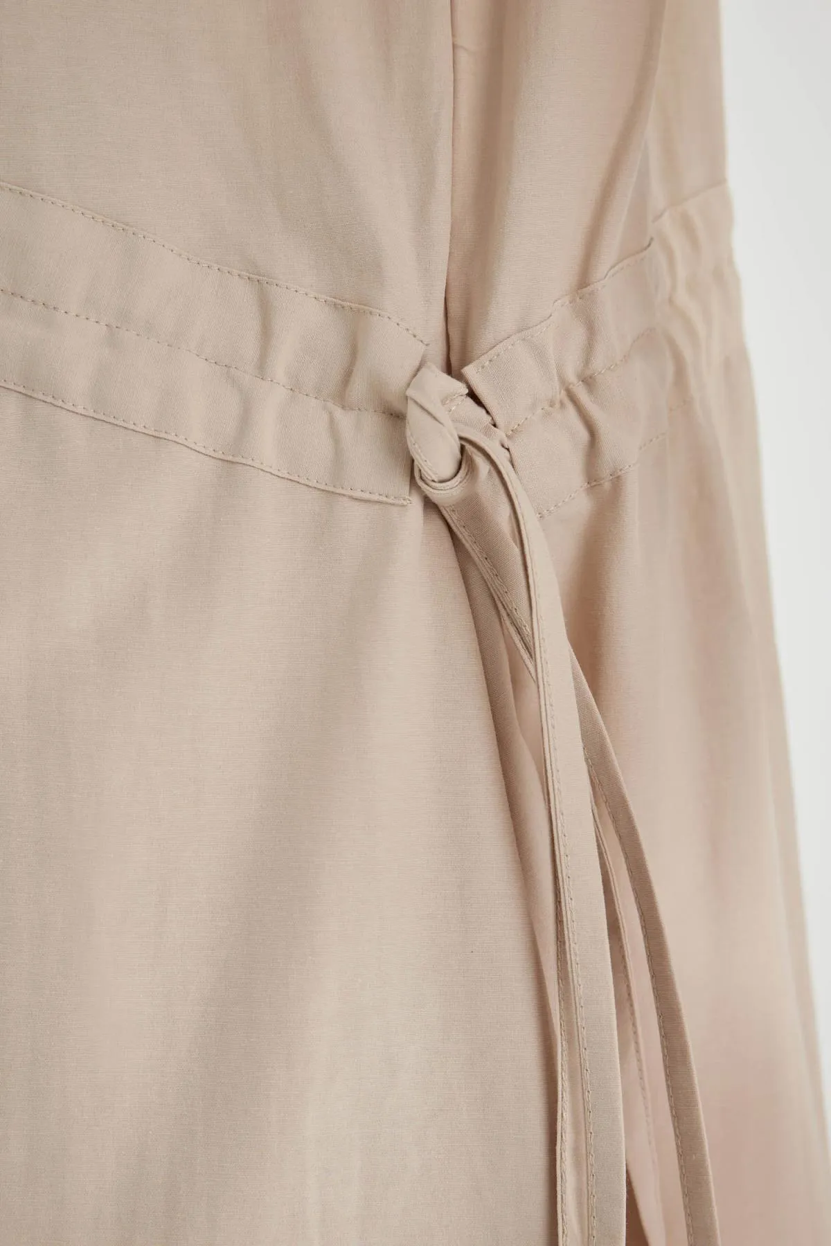 DeFacto  Popeline-Langarmkleid mit normaler Passform und Rundhalsausschnitt A9409ax24sp