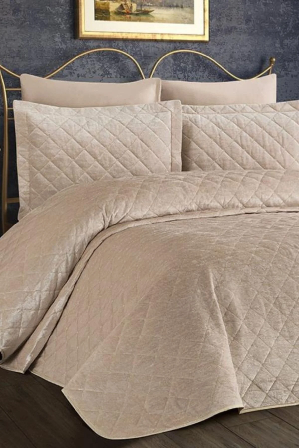 Çeyiz Diyarı  Dessert-Samt-Doppeltagesdecke in Beige