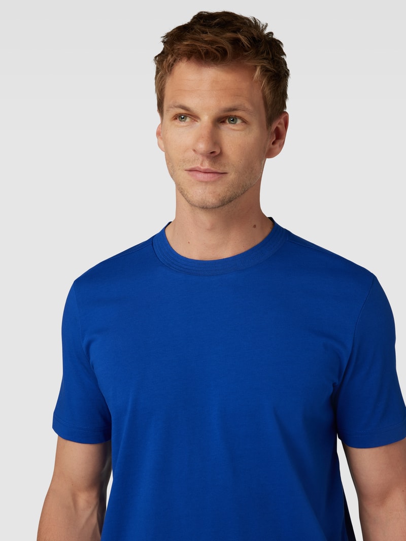 T-Shirt mit geripptem Rundhalsausschnitt in royalblau