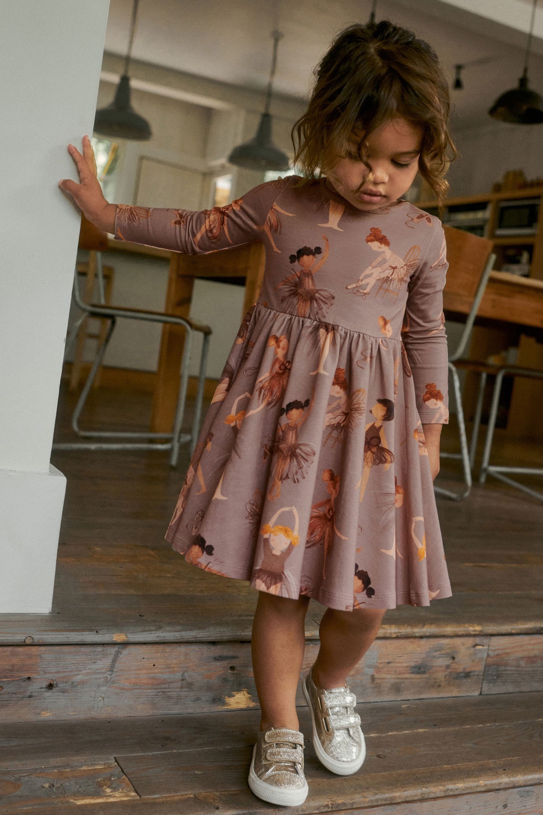 Next Jerseykleid Jerseykleid aus Baumwolle und Elasthan (1-tlg)