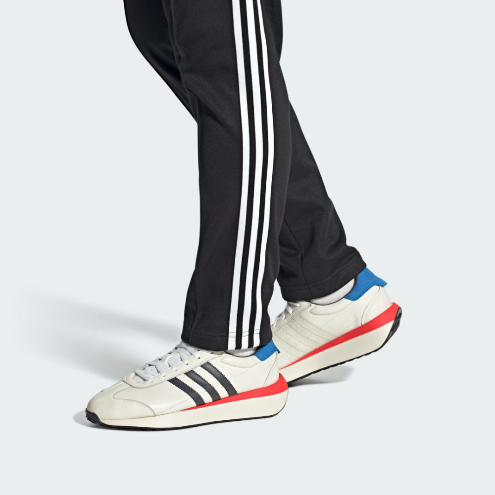 adidas Country XLG ID4710 / weiss