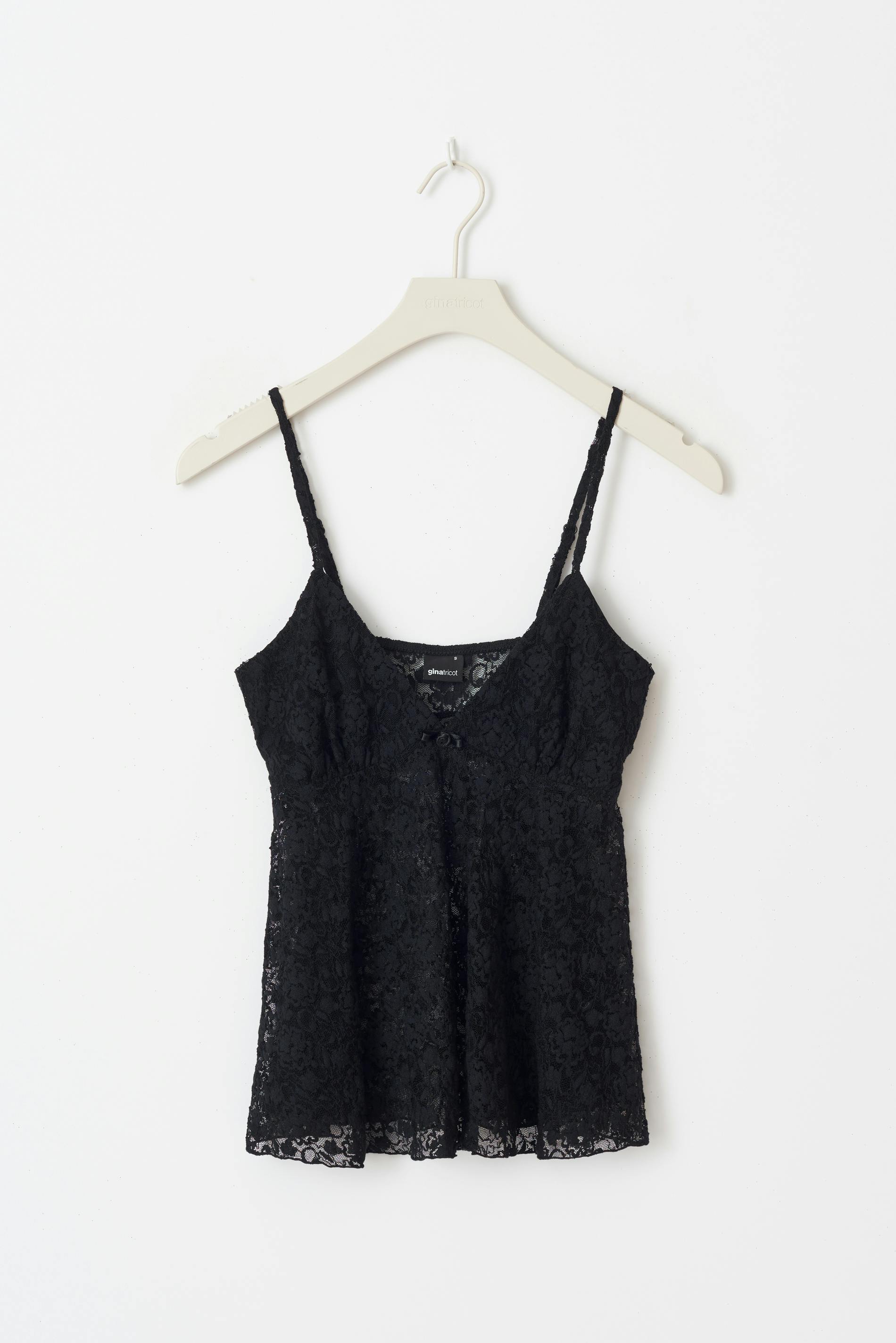 Lace singlet