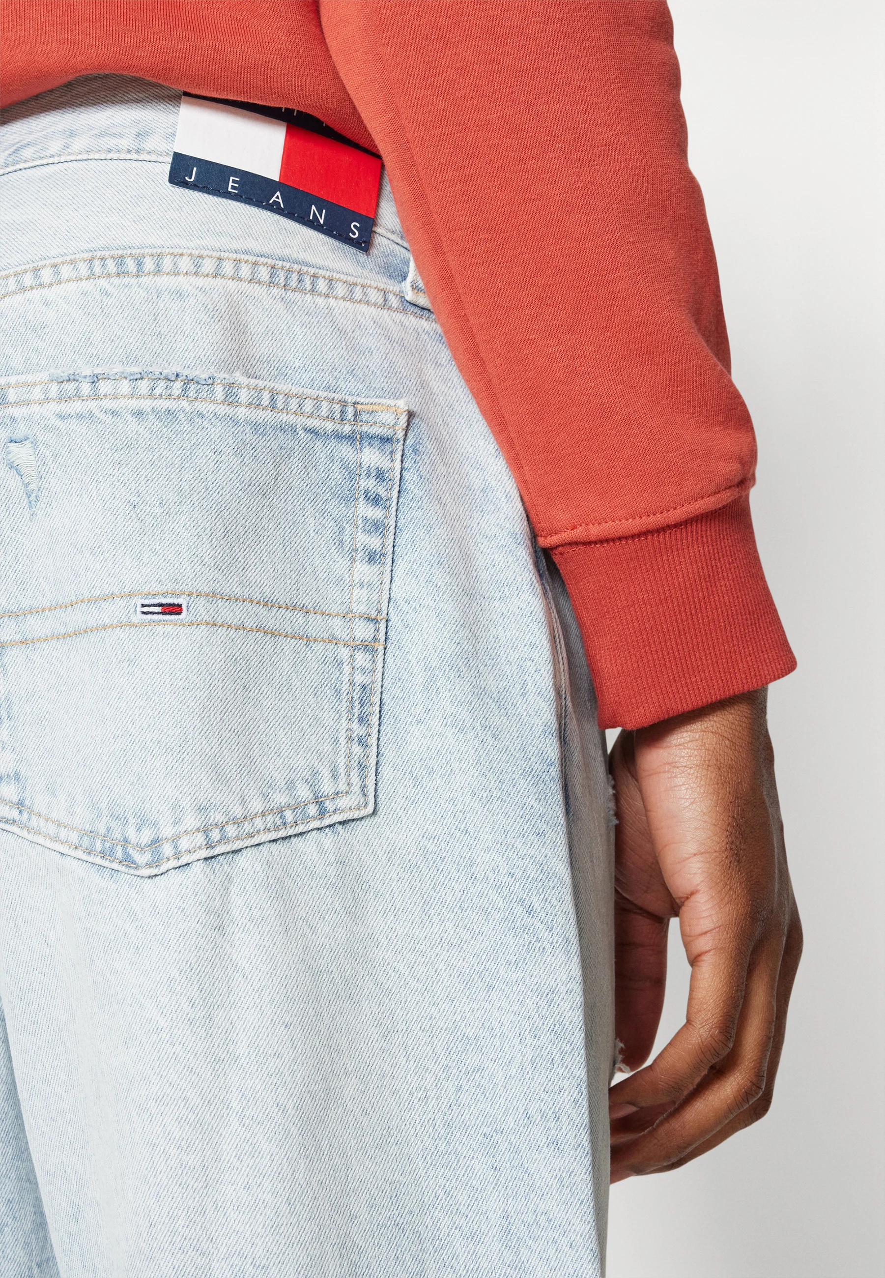 Tommy Jeans ISAAC RELAXED TAPERRD ARCHIVE - Vaqueros holgados