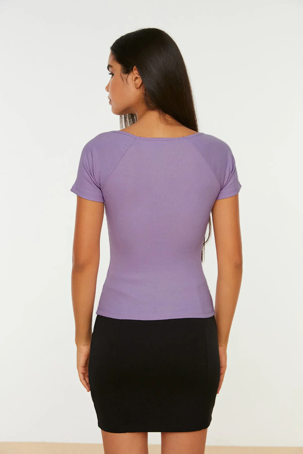 Trendyol Collection  Fliederfarbene, taillierte Strickbluse aus Baumwollstretch TWOSS21BZ0579