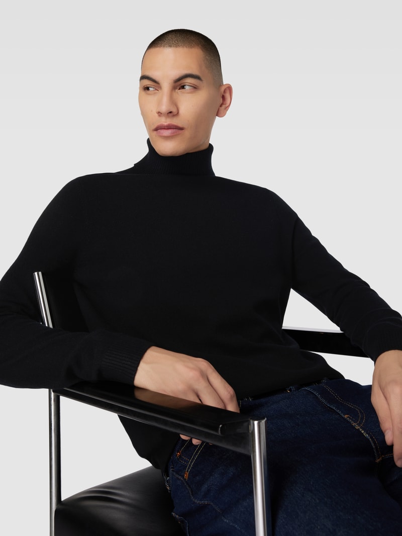 Strickpullover mit Rollkragen aus Kaschmir in schwarz