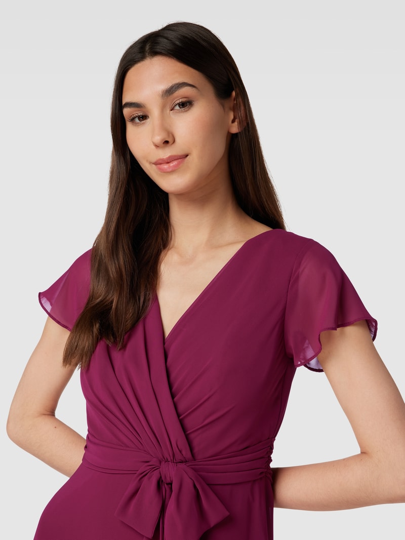 Abendkleid in Wickel-Optik in kirschrot