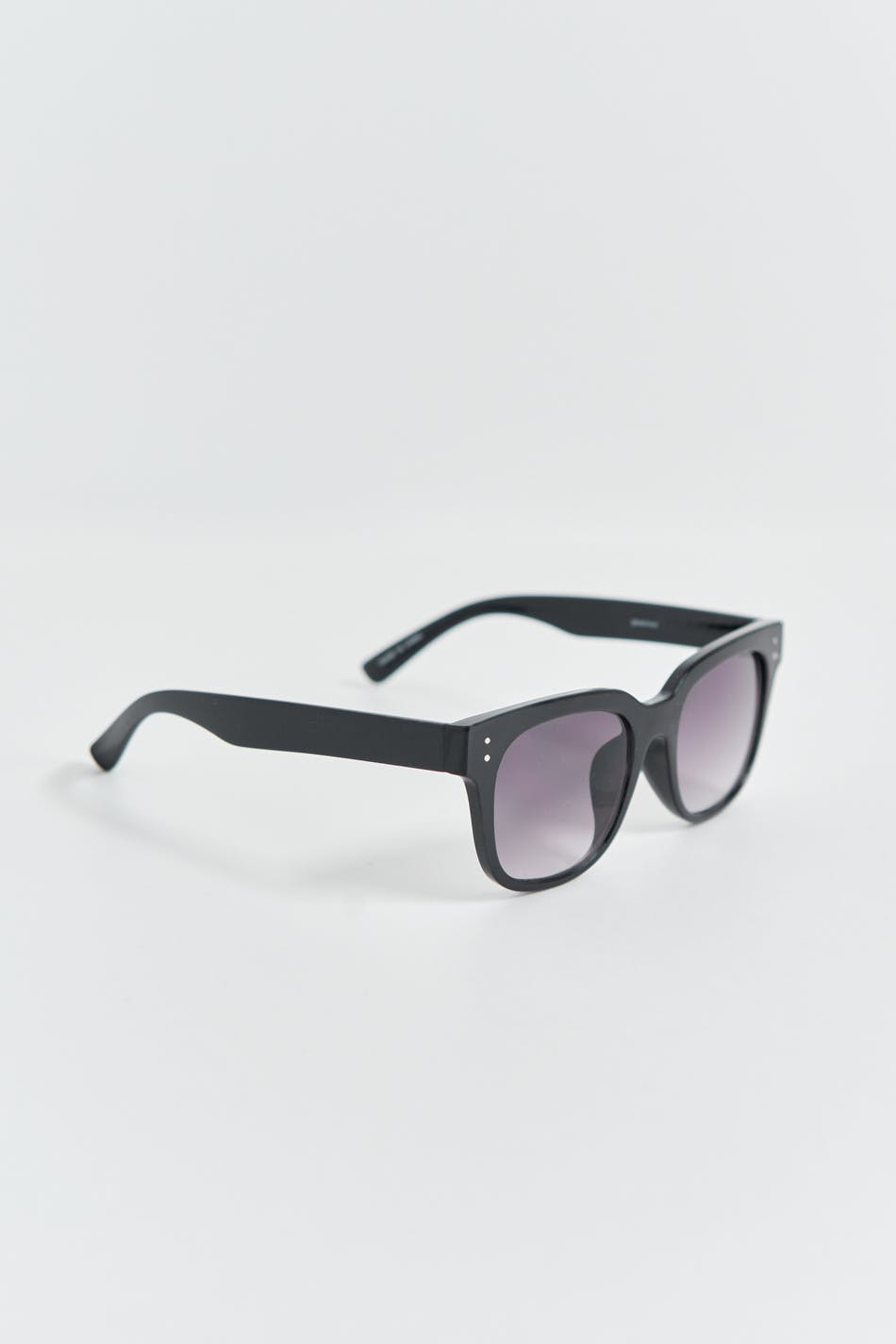 Basic sunglasses
