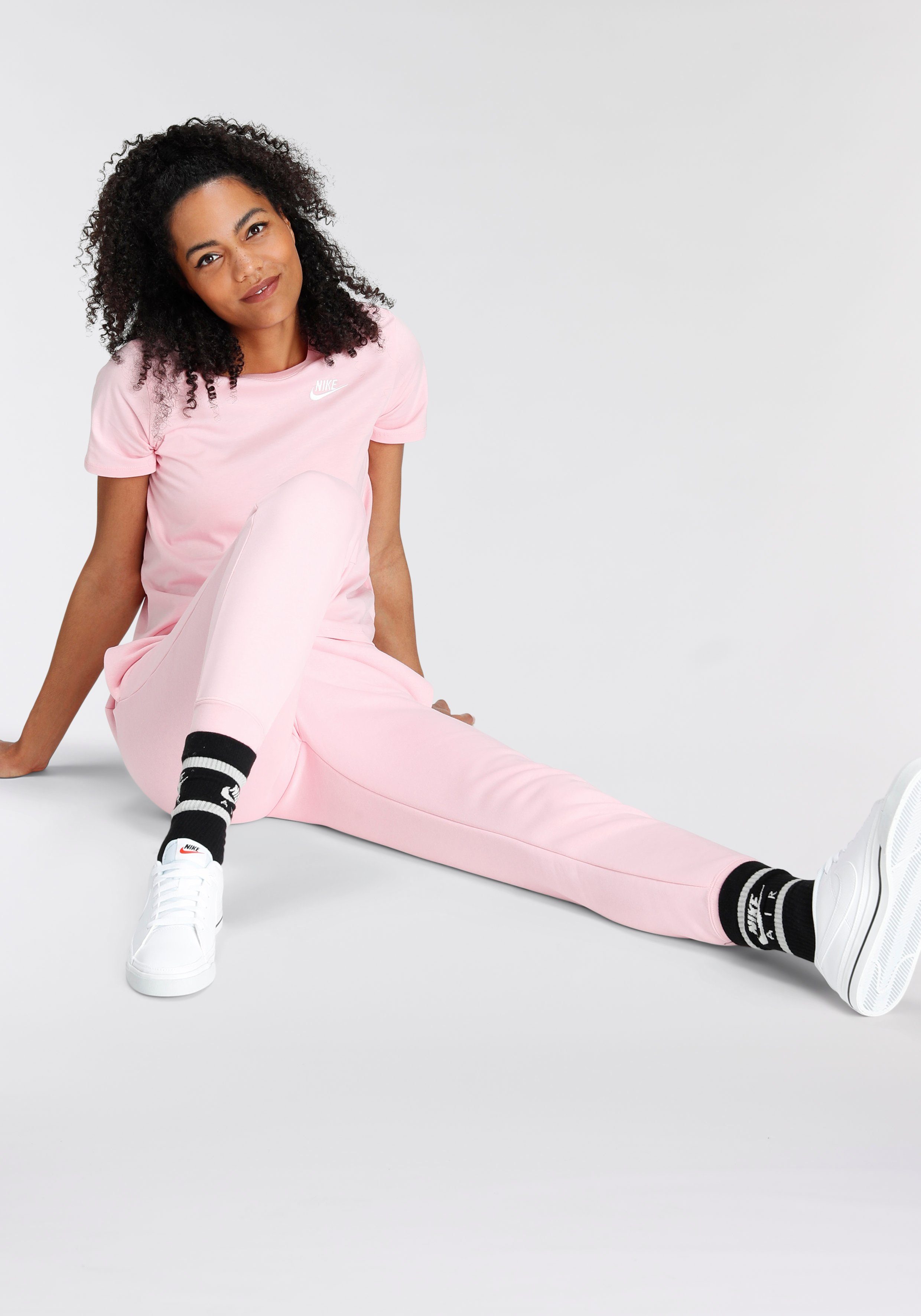 Nike Sportswear T-Shirt CLUB ESSENTIALS WOMEN'S T-SHIRT