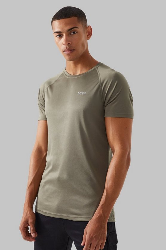 Man Active Raglan T-Shirt
