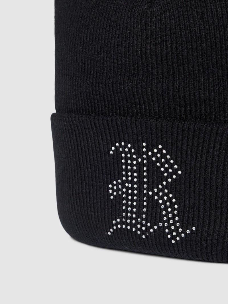 Beanie mit Strasssteinbesatz in schwarz