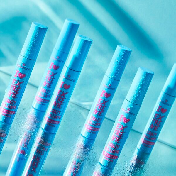 Máscara para cílios Essence I Love Extreme Crazy Volume à prova d'água 12ml