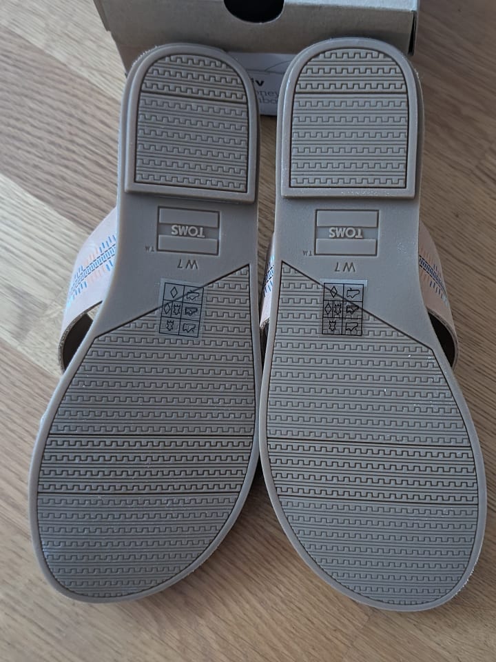 TOMS Leder-Pantoletten in Hellbraun/ Bunt günstig kaufen 37,5