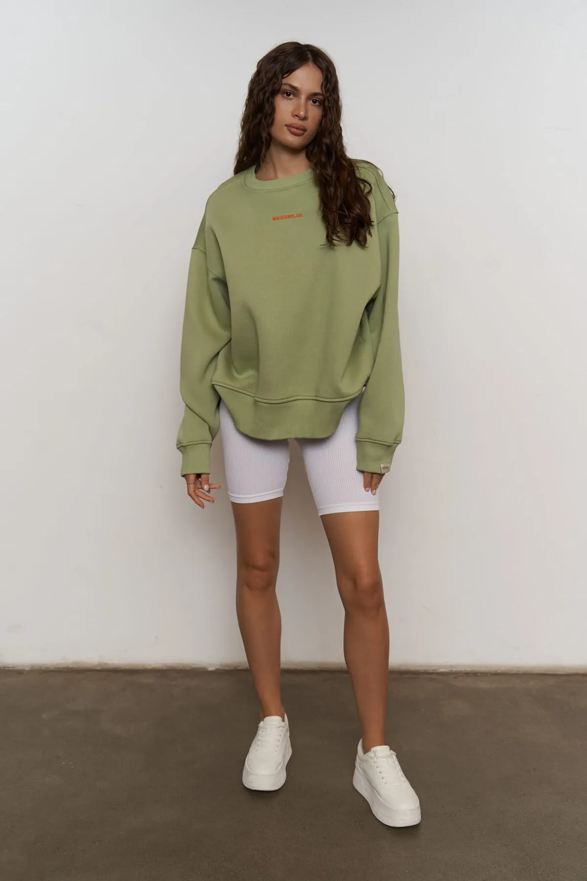 MAİ COLLECTİON  Street Studios Çağla Oversize-Sweatshirt