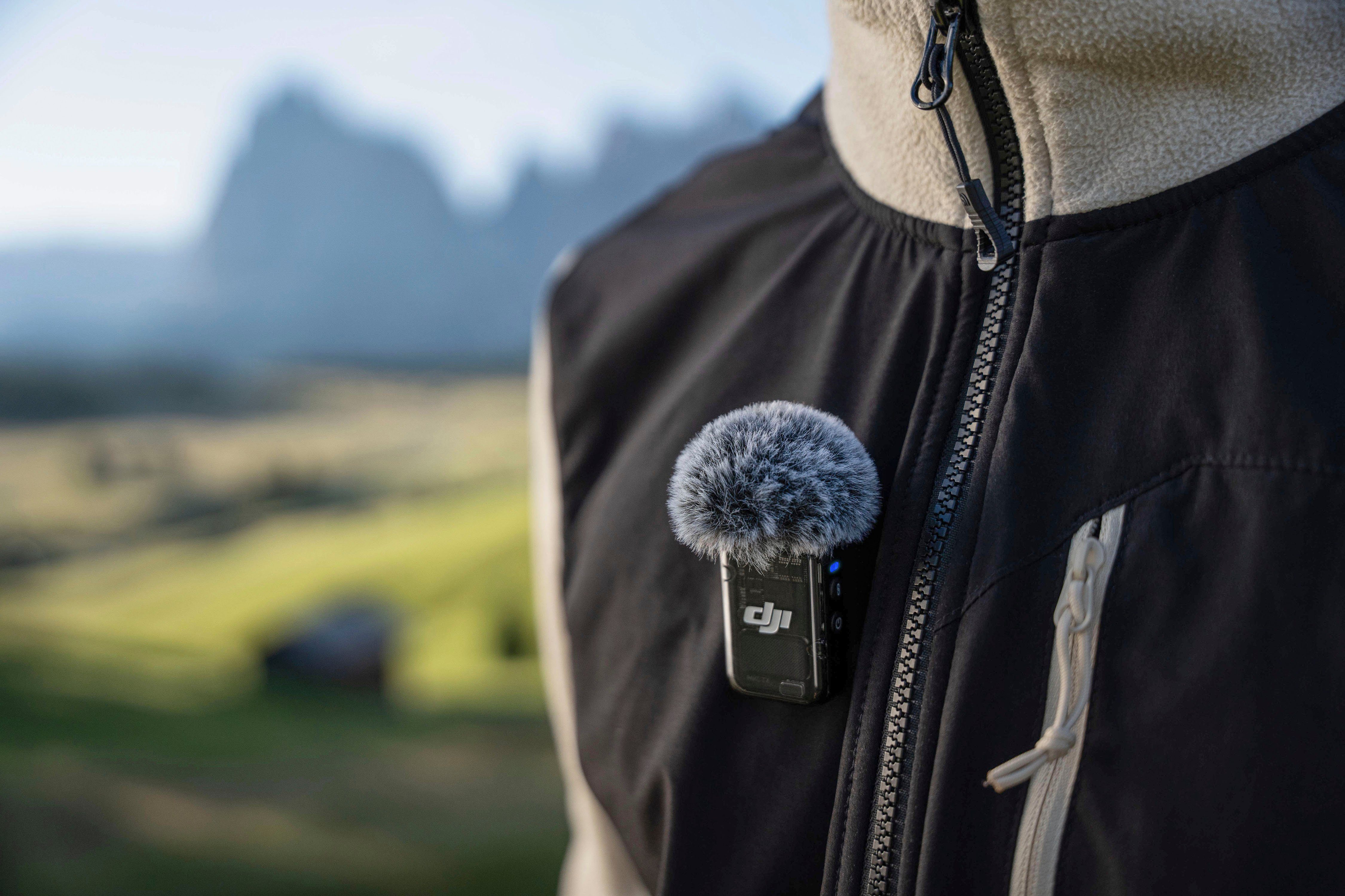DJI Osmo Pocket 3 Camcorder (4K Ultra HD, Bluetooth)