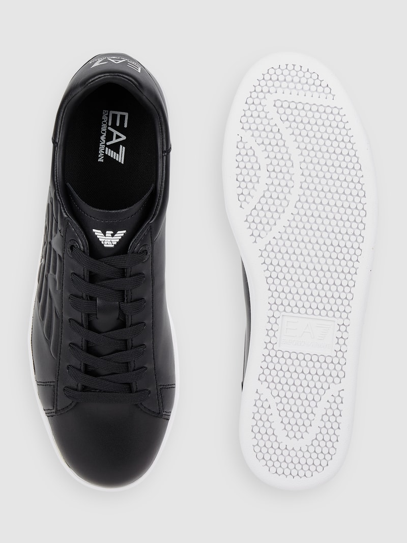 Sneaker aus Leder in schwarz