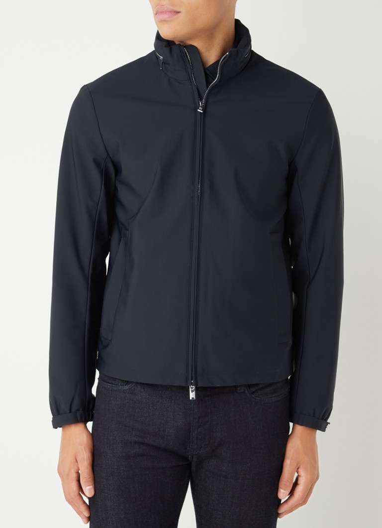 Jaqueta softshell Essential da Emporio Armani com capuz embutido