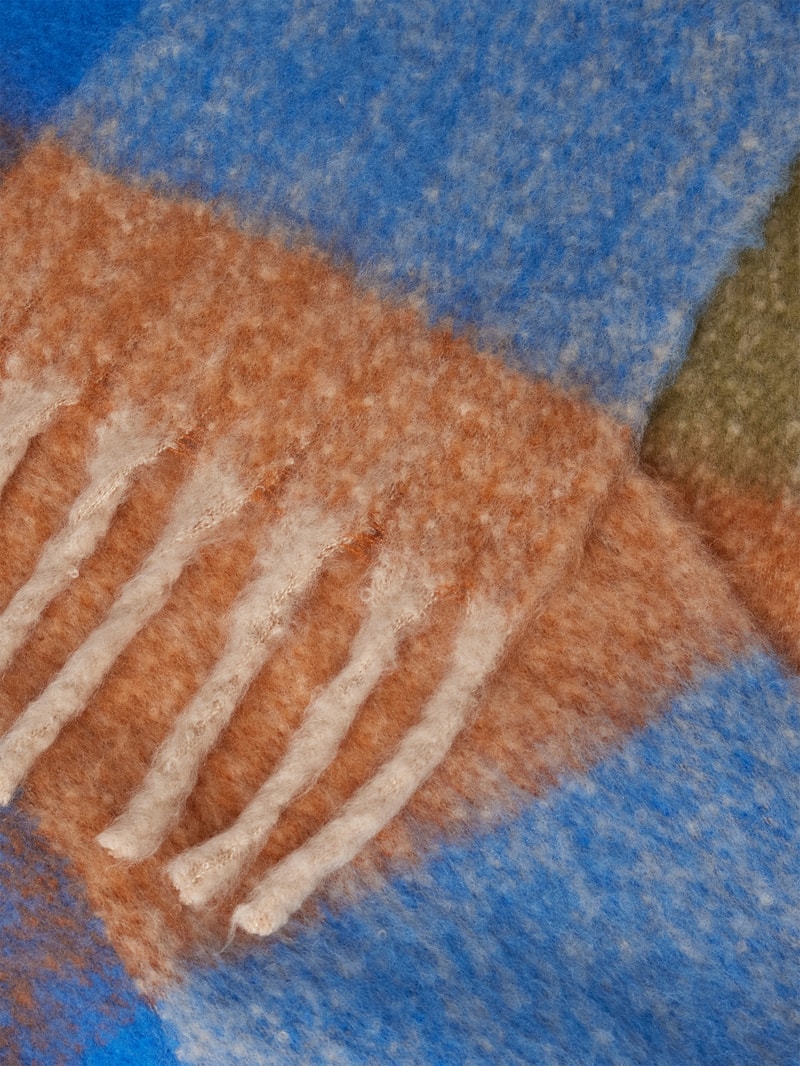 Schal mit Fransen in royalblau