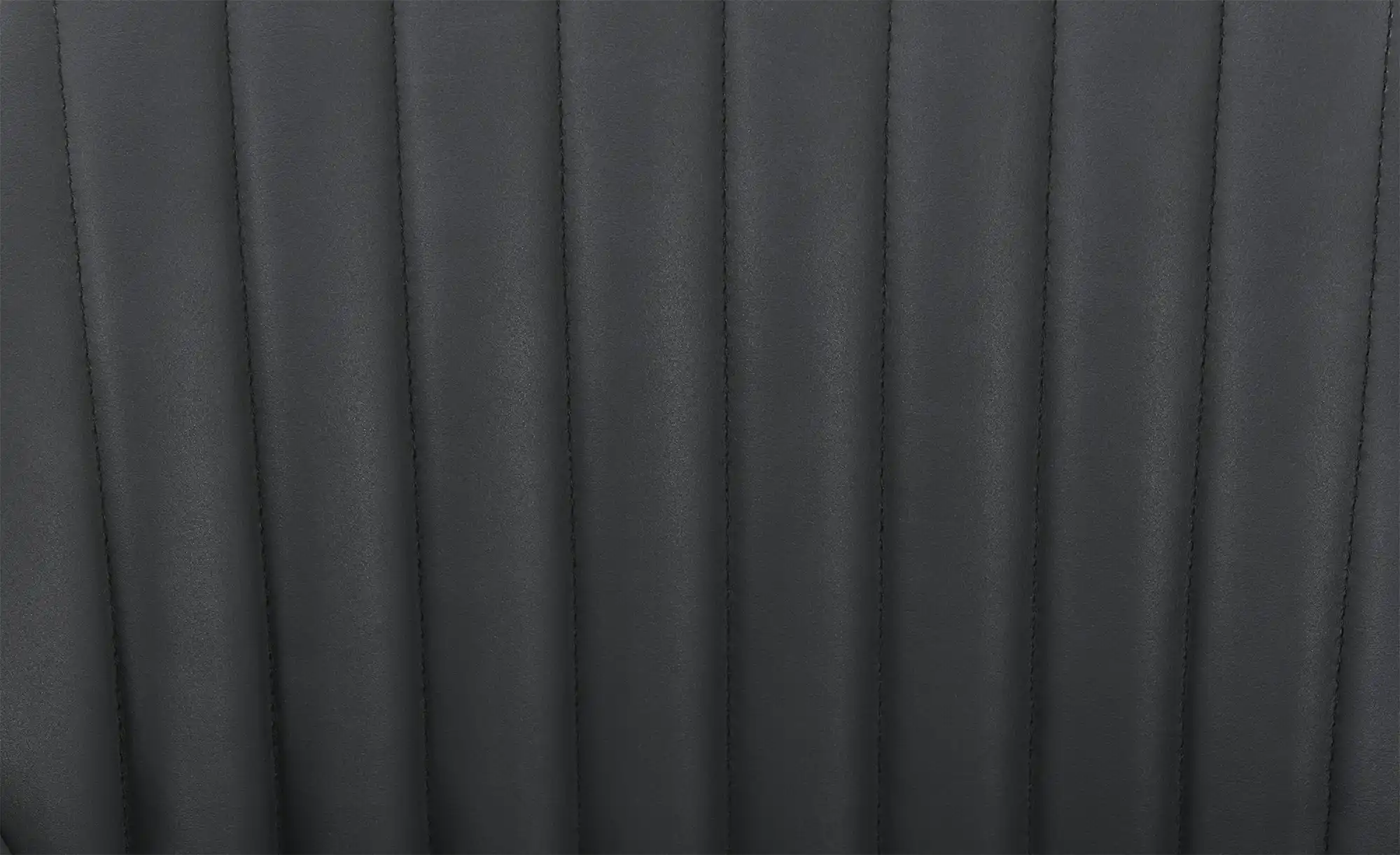 Primo Armlehnstuhl mit Steppnähten Hannes