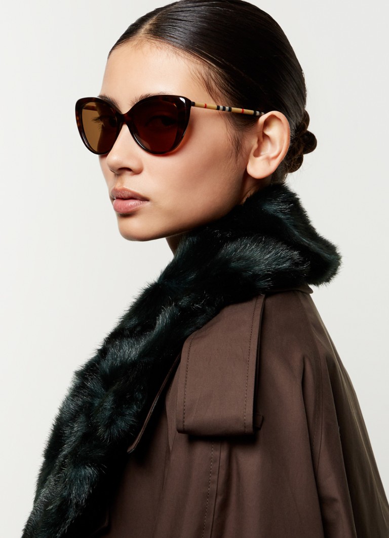 Burberry Cat Eye-solbriller BE4407