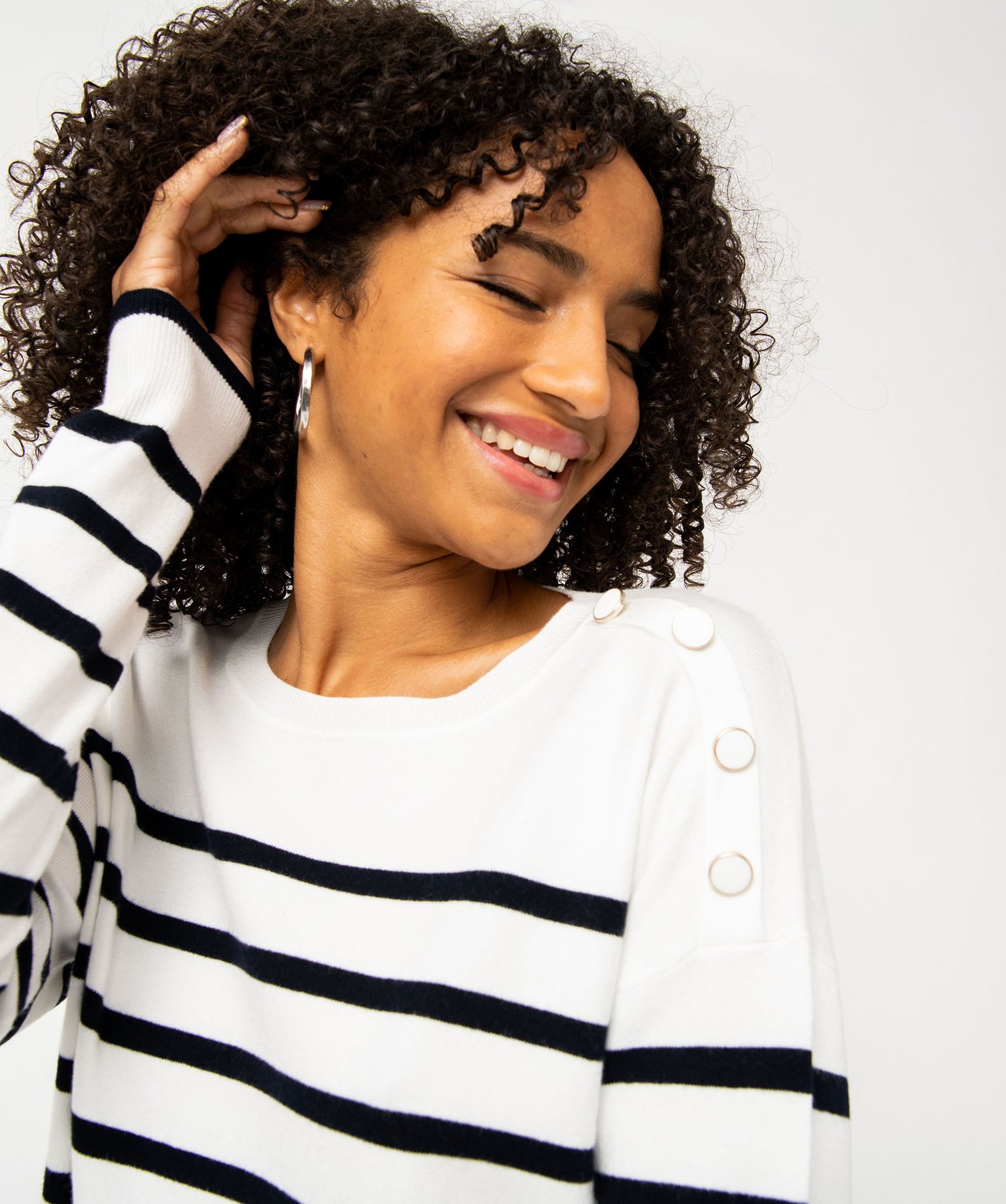 Pull rayé en maille fine avec col rond femme raye | GEMO