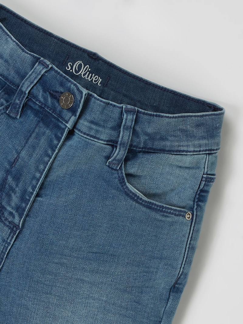 Slim Fit Jeans mit Stretch-Anteil in hellblau