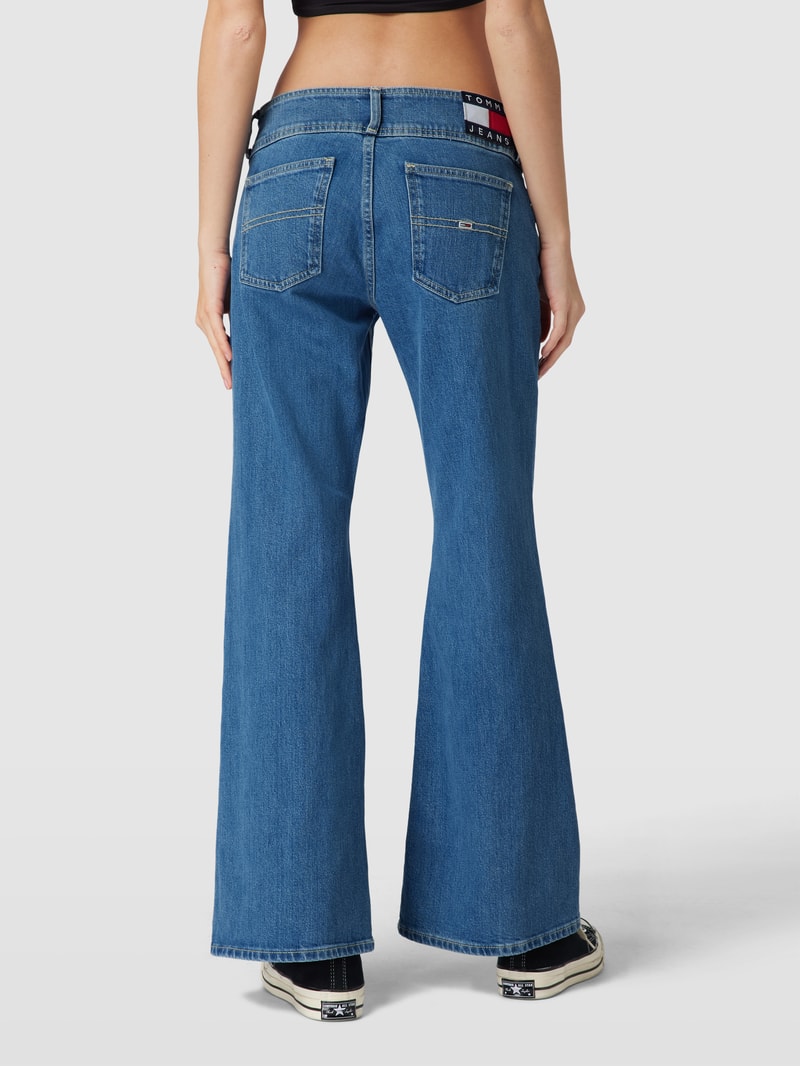 Flared Cut Jeans mit Label-Detail Modell 'SOPHIE' in jeans