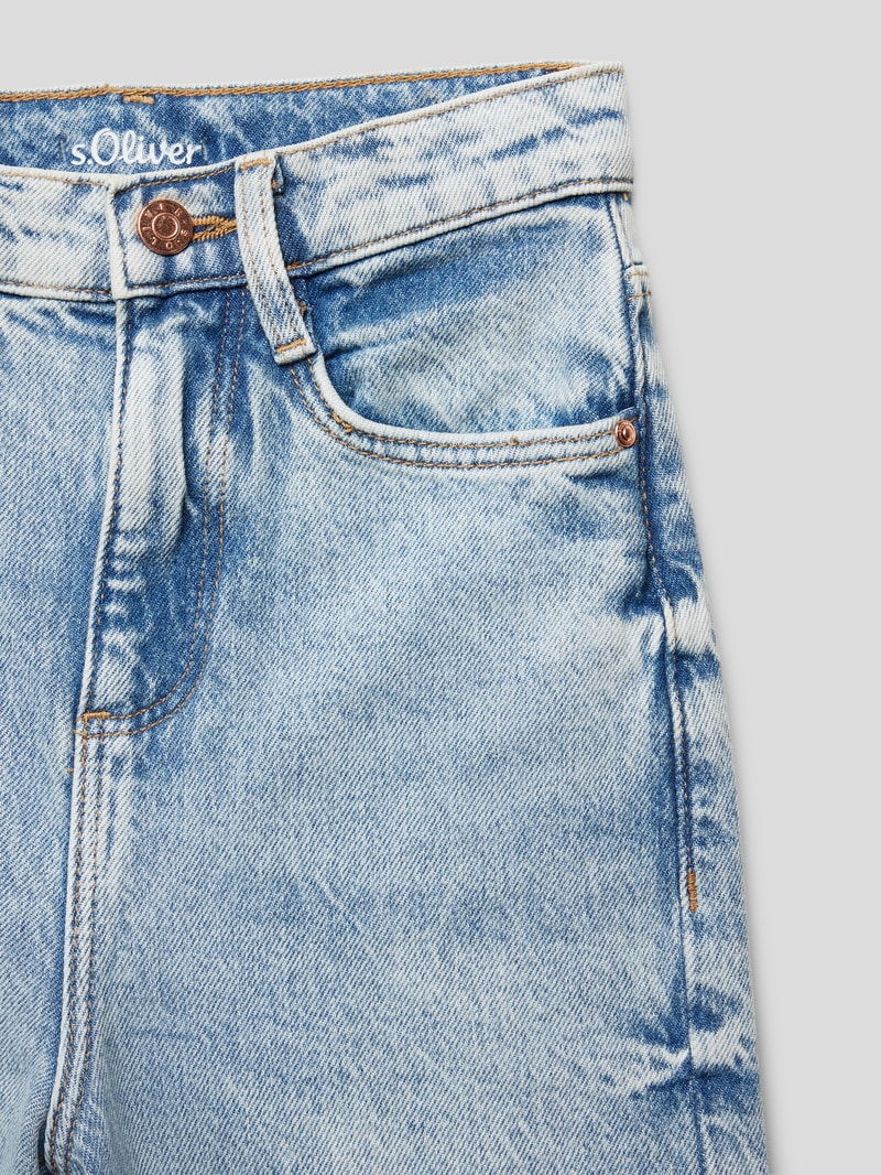 Jeans mit Knopfverschluss in blau