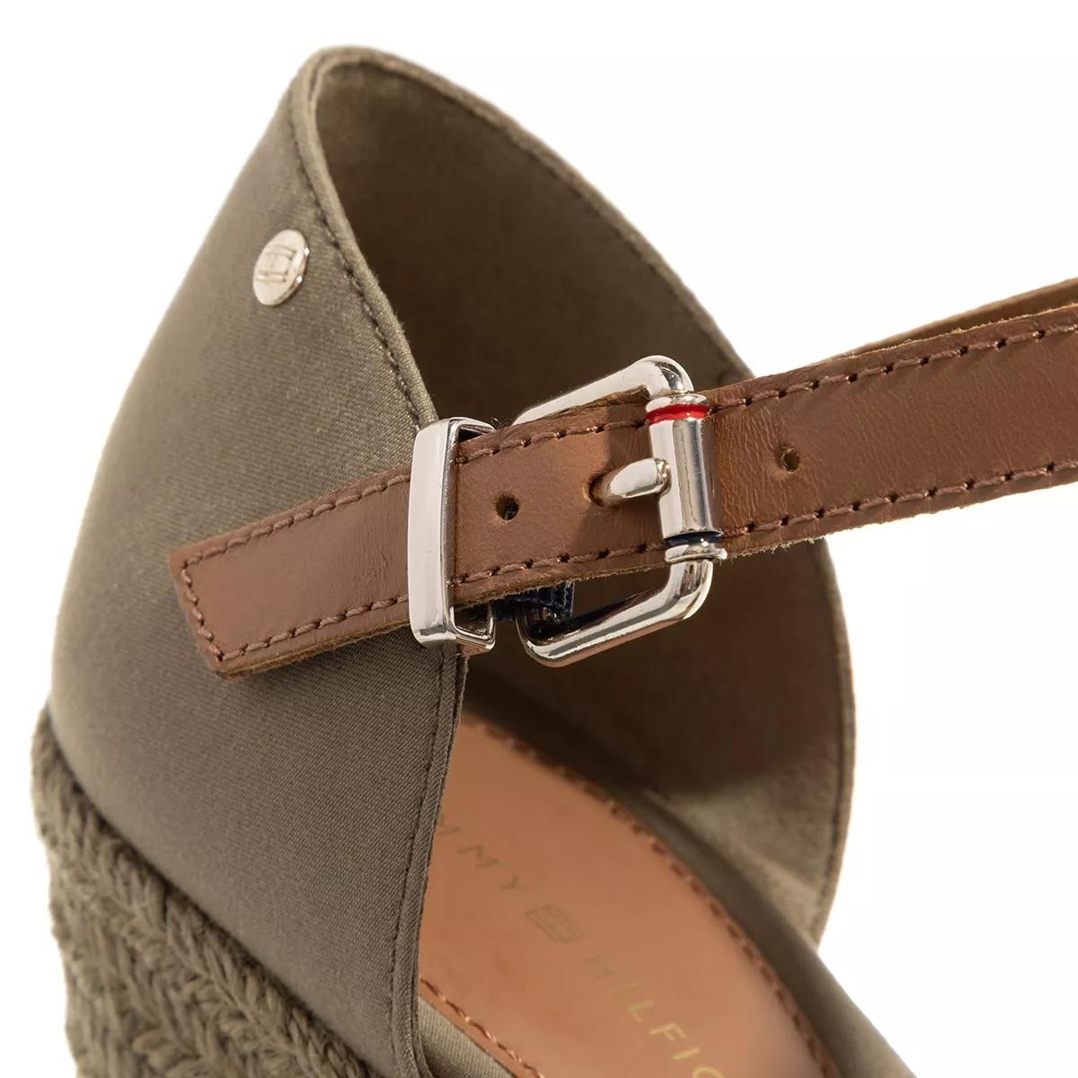 TOMMY HILFIGER Plateau Sandalen braun Sandale