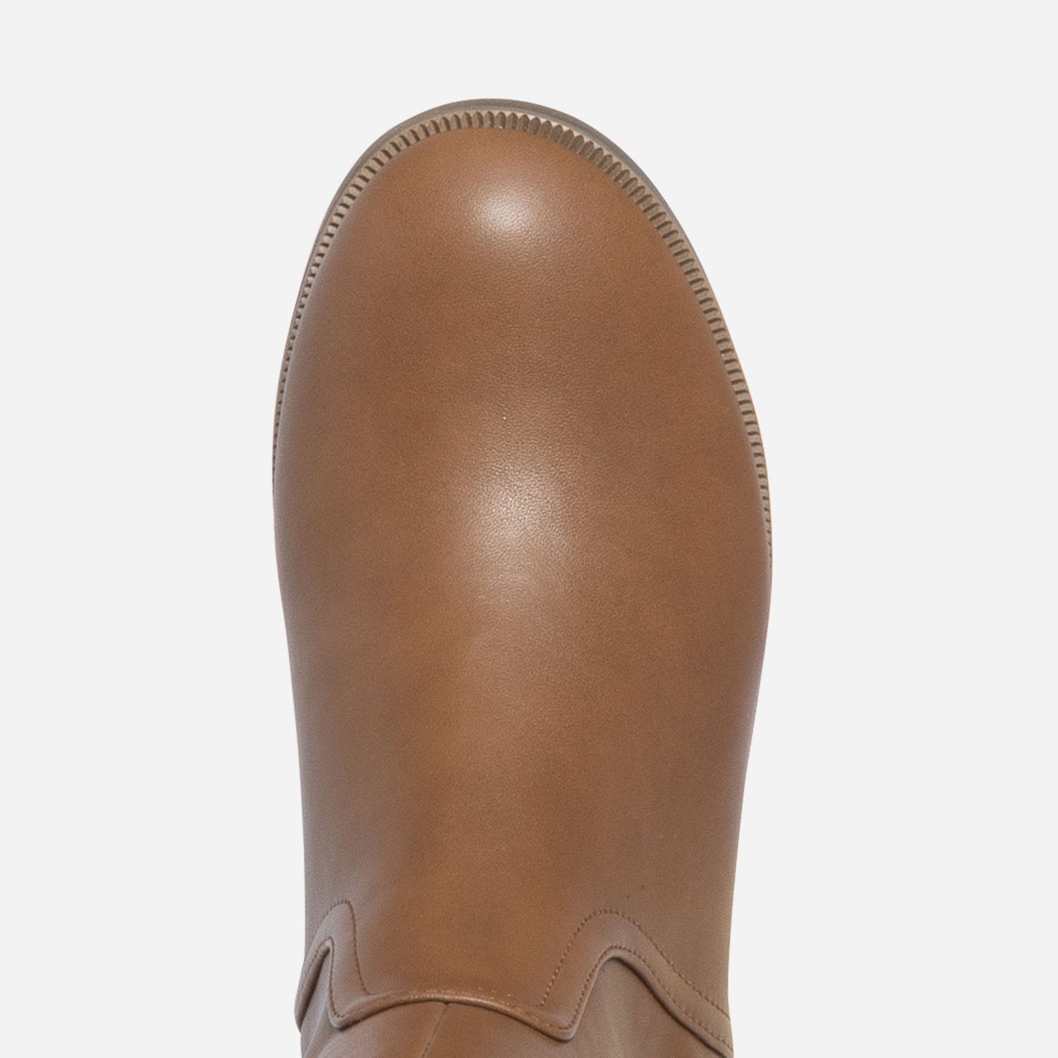 Botte marron avec détails métallisés
