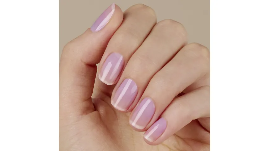 Catrice Glossing Glow Nail Lacquer 10.5 ml 010 - You Glow Girl