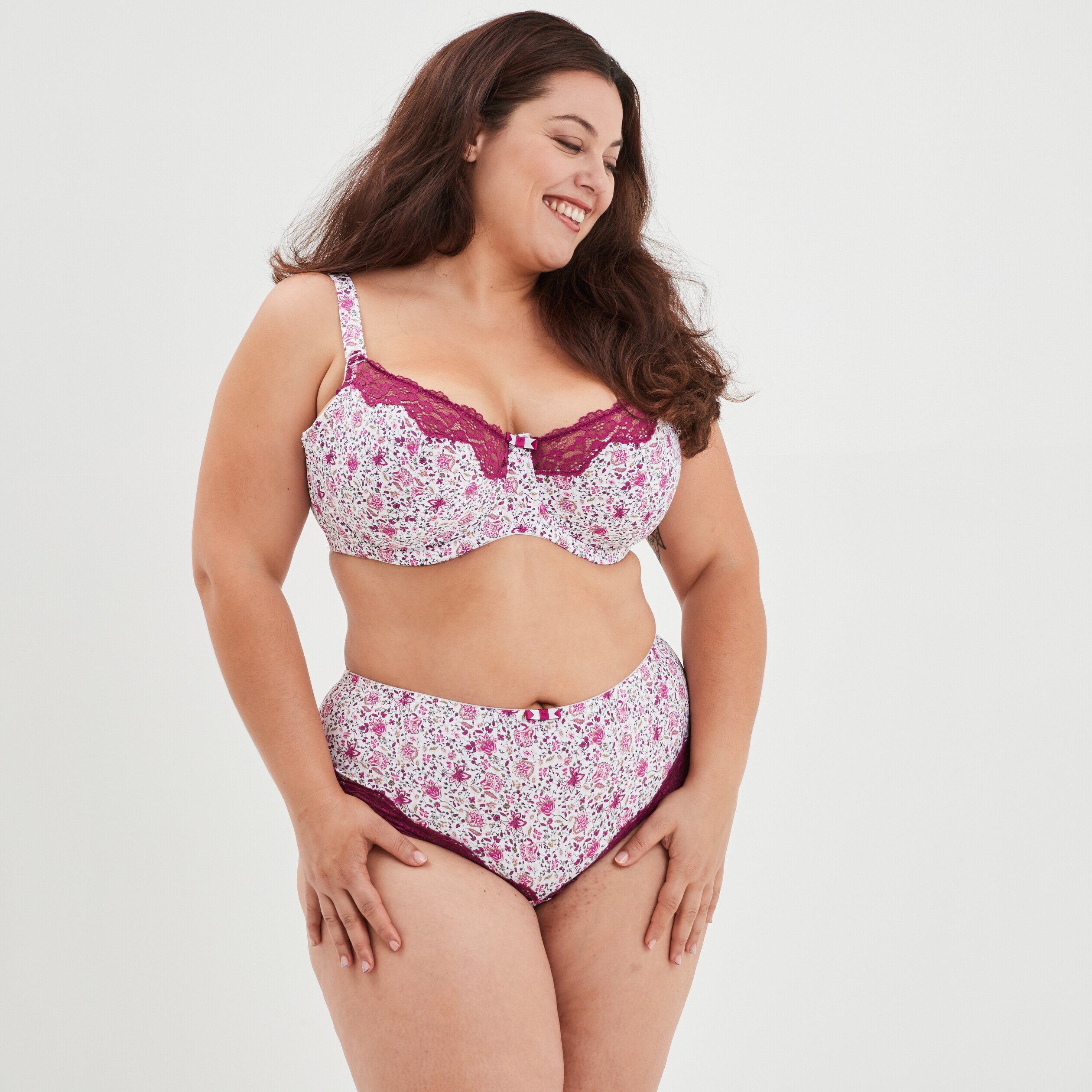 Shorty microfibre beige femme grande taille | La Halle