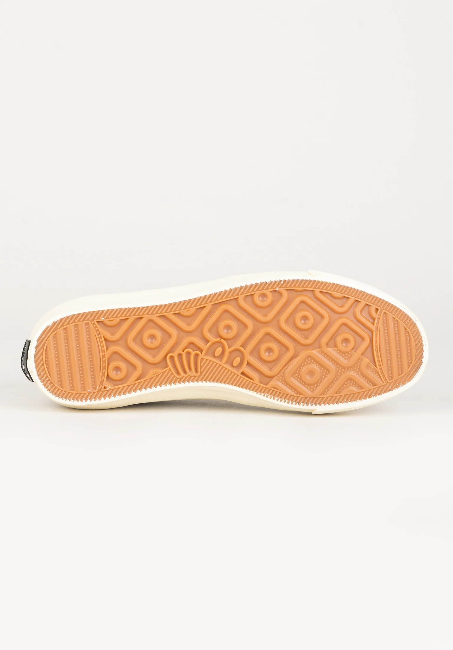 VM004 Milic Suede