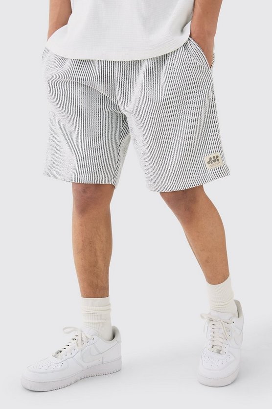 Lockere mittellange strukturierte Shorts